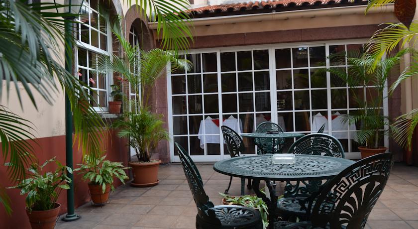 Residencial Mariazinha By Petit Hotels フンシャル エクステリア 写真