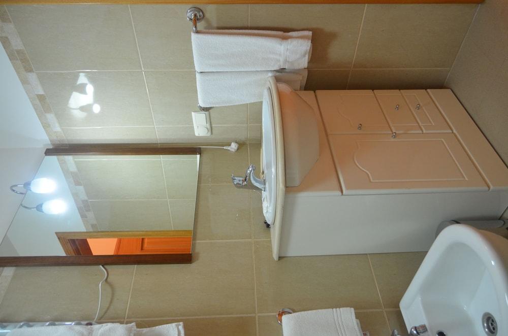 Residencial Mariazinha By Petit Hotels フンシャル エクステリア 写真